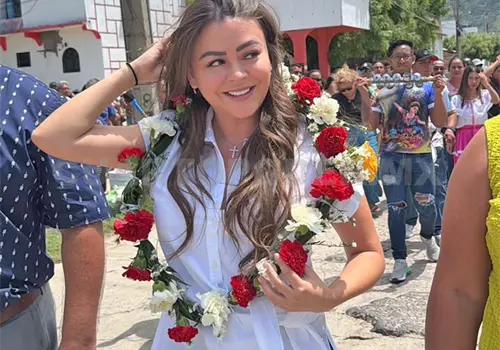 Fortalece Sasil de Le&oacute;n asambleas de Morena