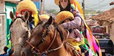 Celebran jinetes a Santo Domingo