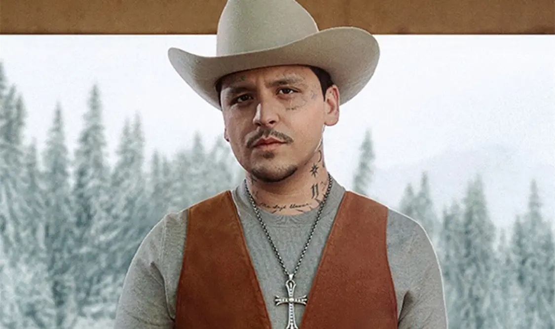 Christian Nodal no puede ser Forajido
