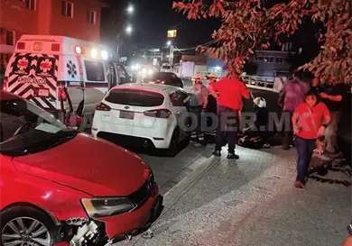 No respetan el paso en cruce de UnoXUno No respetan el paso en cruce de UnoXUno