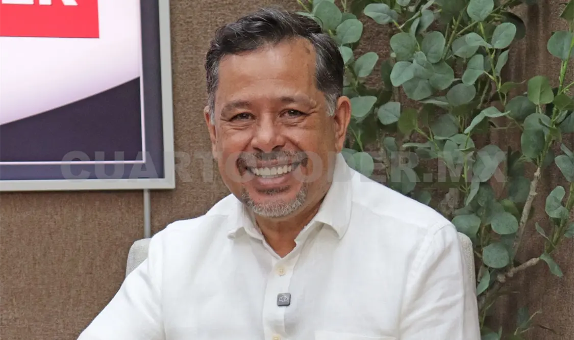 Mario Guillén en los estudios de Cuarto Poder. Íngrid Pérez / CP