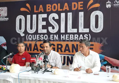Van por nuevo r&eacute;cord mundial de quesillo en Pijijiapan