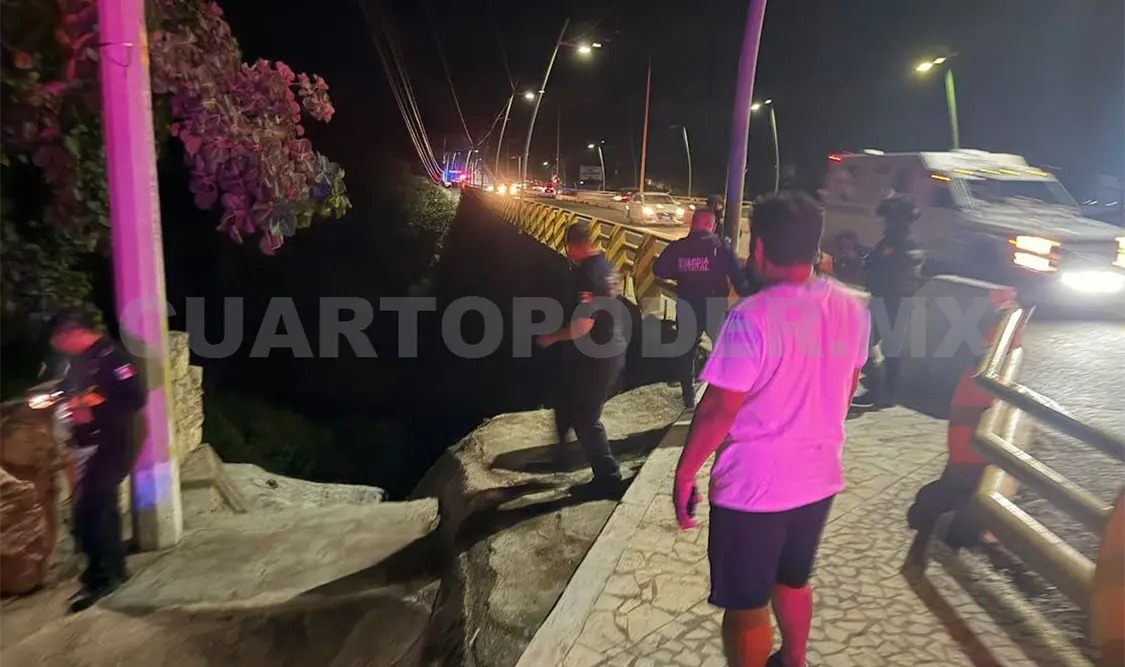 El joven tomó la determinación de ponerle fin a sus días al lanzarse del puente. Ulises Villalobos / CP