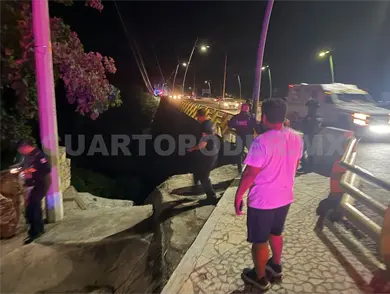 Se avienta joven desde el puente Belisario Dom&iacute;nguez