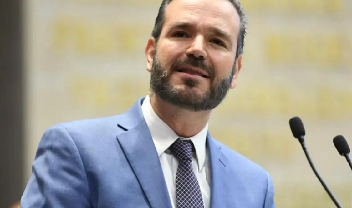 Van por foro para discutir derechos de las audiencias