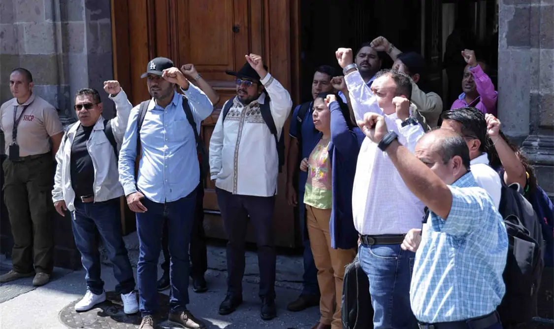 CNTE logra acuerdo con Sheinbaum; ahora van por jubilación digna. El Universal