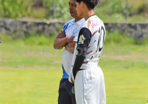 Roberto Ayala da el salto profesional