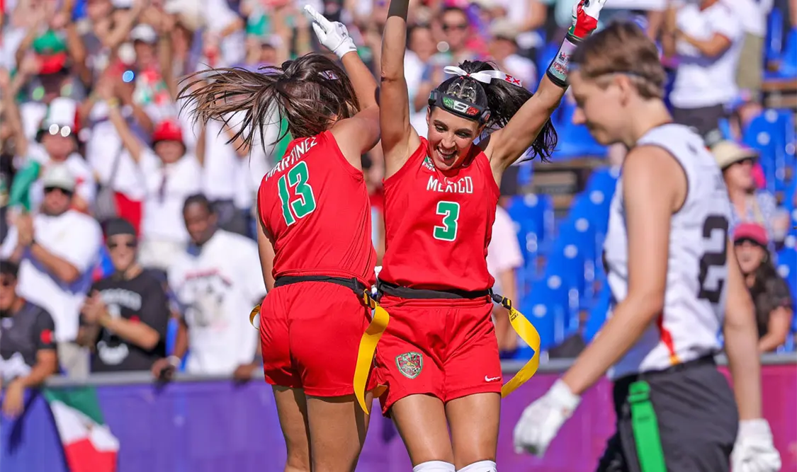 La selección mexicana femenil celebró una nueva victoria en Düsseldorf y se acercó a las semifinales del campeonato mundial.