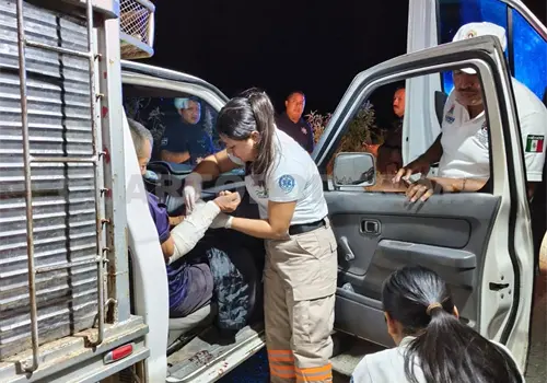Lo agreden con arma; su hijo, presunto responsable