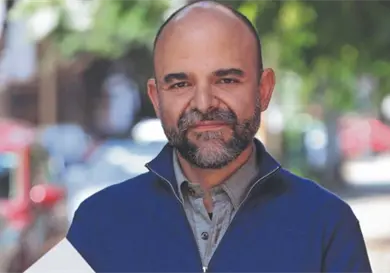 Bernal Granados retorna a la poesía Bernal Granados retorna a la poesía