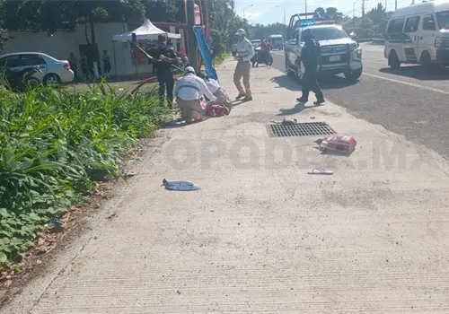 Fallece al ser arrollada por un veloz automóvil Fallece al ser arrollada por un veloz automóvil