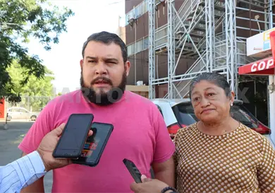 Docentes de secundarias t&eacute;cnicas exponen adeudos