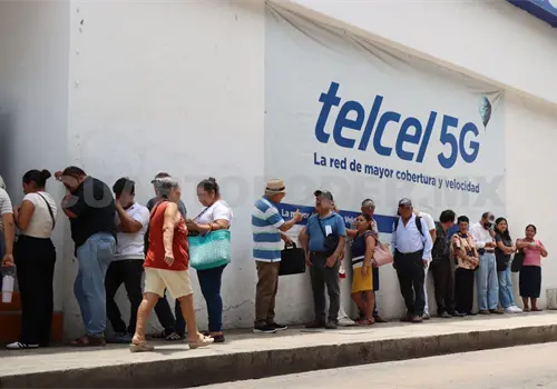 Largas filas para vincular líneas telefónicas Largas filas para vincular líneas telefónicas
