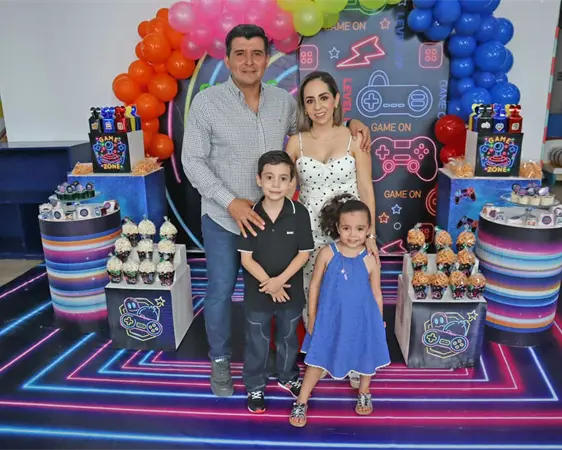 Carlos Fernando cumple 8 años