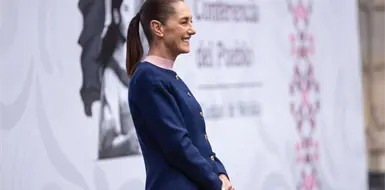 Presenta Sheinbaum el miniveh&iacute;culo Olinia de Carga