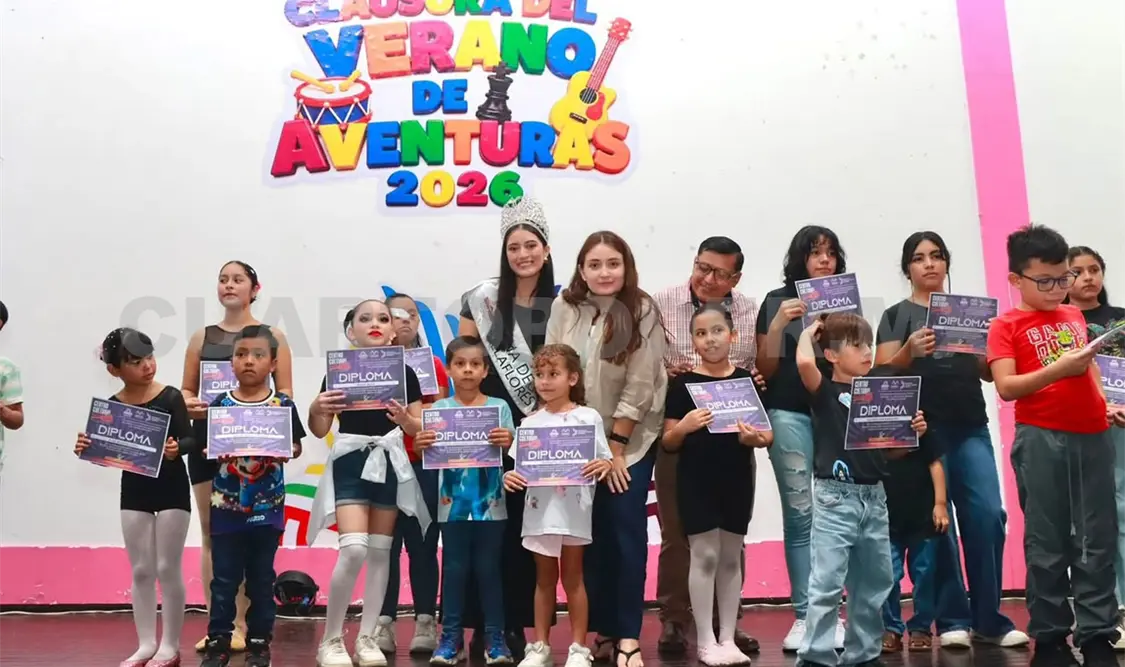 Les entregaron un diploma a cada uno de los participantes. Cortesía