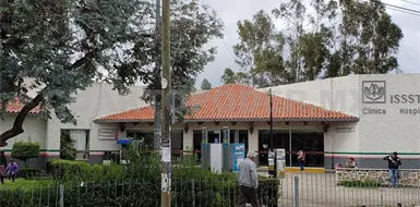 Denuncian retenci&oacute;n de expediente m&eacute;dico