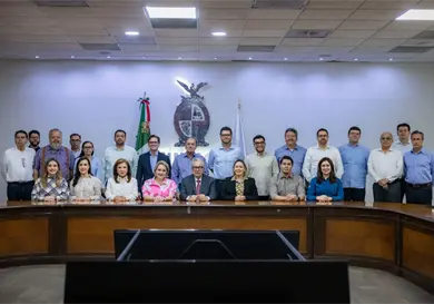 Estoy de regreso, vamos a seguir gobernando: Rocha Estoy de regreso, vamos a seguir gobernando: Rocha