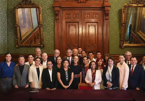 Gobernadores de Morena piden madurez a Rocha
