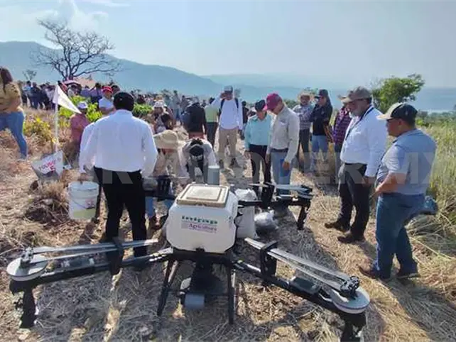 Utilizar drones para dispersar semillas Utilizar drones para dispersar semillas