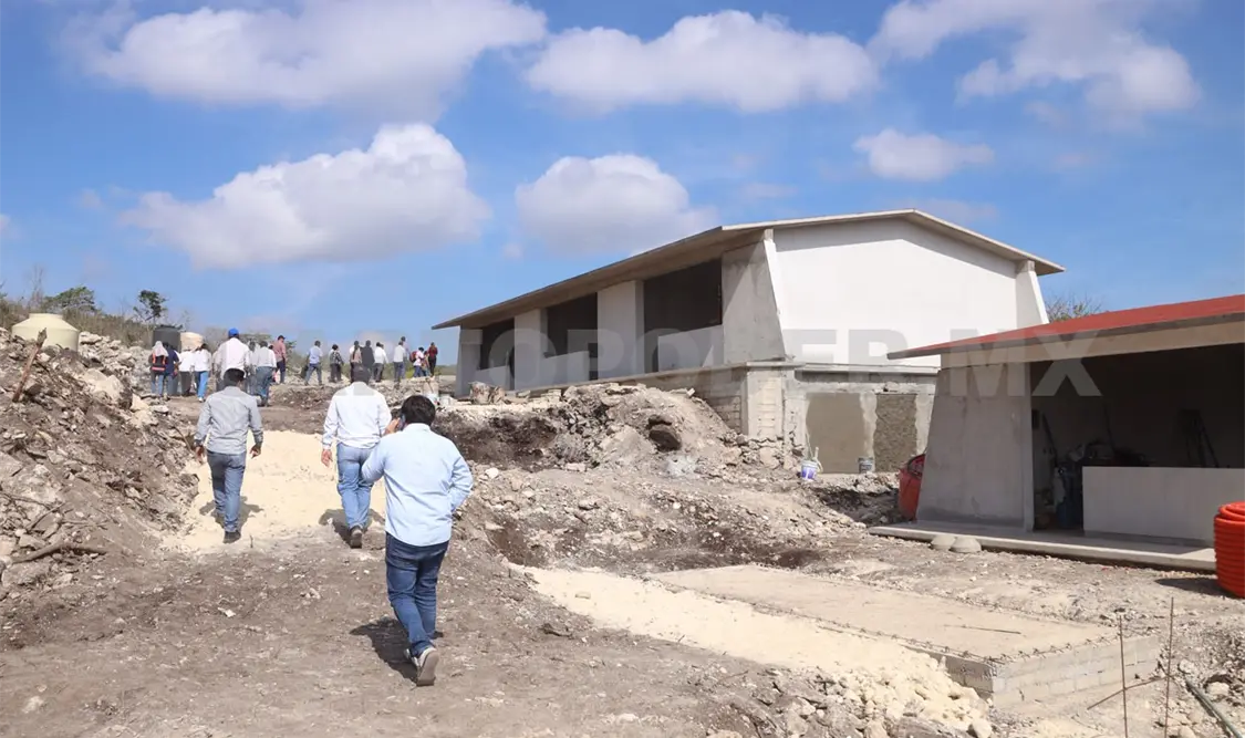 Se han construido tres salones, aún restan más. Carlos López / CP