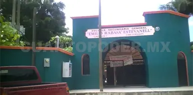 Padres acusan abusos en secundaria de Villaflores