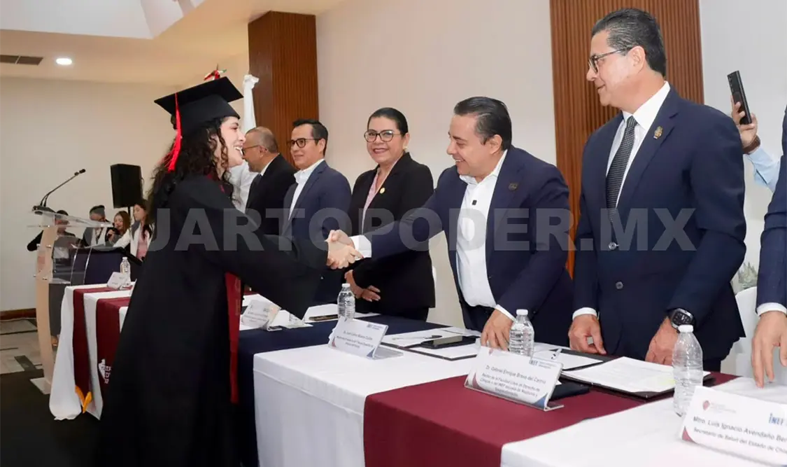 Fue un acto que reunió a familias, docentes y estudiantes para celebrar el comienzo de nuevos caminos. Cortesía