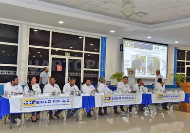 Fortalece Colegio presencia institucional
