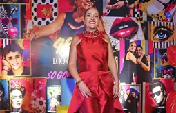 Natalia disfruta su cumplea&ntilde;os art pop