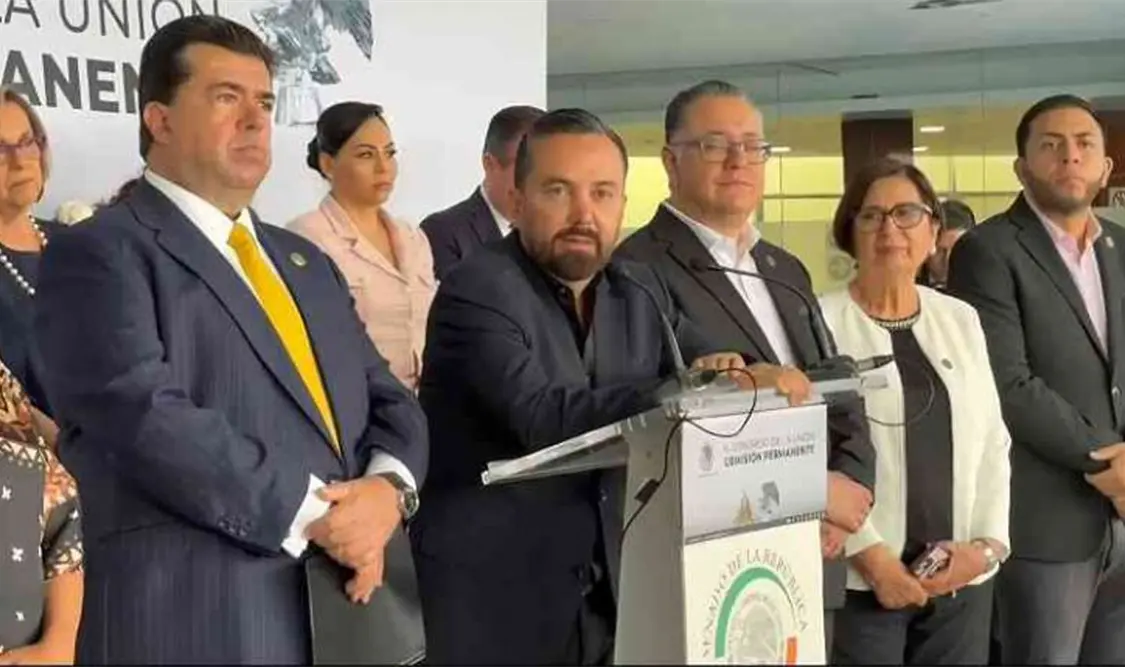 Arturo Ávila pide a Enrique Inzunza solicitar licencia y enfrentar la justicia sin fuero. Cortesía