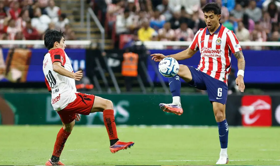 Las Águilas mantienen el liderato después de conseguir una victoria de 2-1 frente a FC Juárez en condición de visitante. Agencias