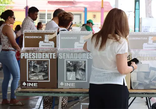 &iquest;M&aacute;s mujeres en el poder o mejores perfiles?