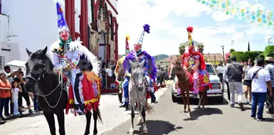 Suspenden actividades administrativas por feria