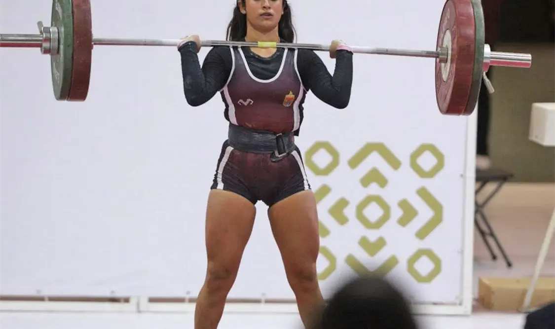 La halterista registró 166 kilogramos acumulados para coronarse en Villahermosa. Cortesía