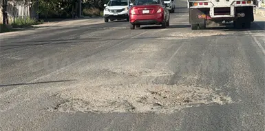 Baches ponen en riesgo a conductores de Ocozocoautla Baches ponen en riesgo a conductores de Ocozocoautla