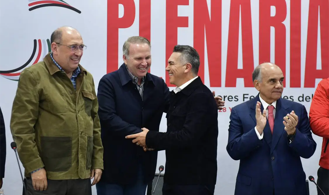 El expanista Theodoros Kalionchiz, diputado federal por Coahuila, ya forma parte de la bancada del PRI. Cortesía