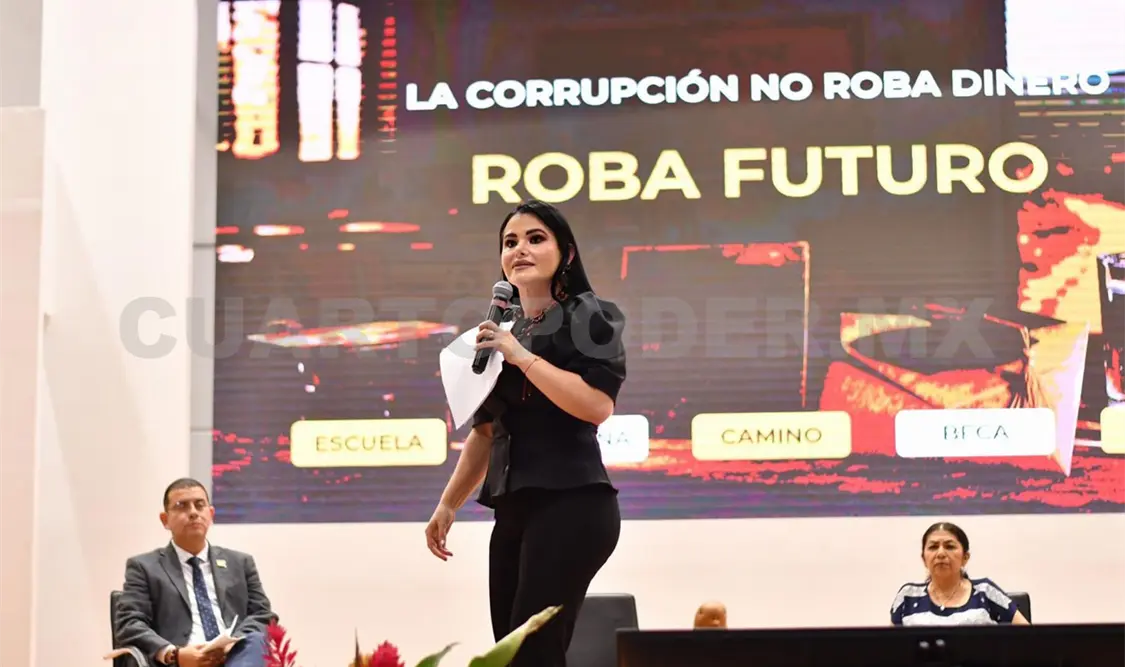 Romero Basurto llamó a la población a interesarse en los asuntos públicos. Cortesía