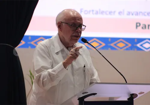 México con grandeza, pero deudas históricas México con grandeza, pero deudas históricas