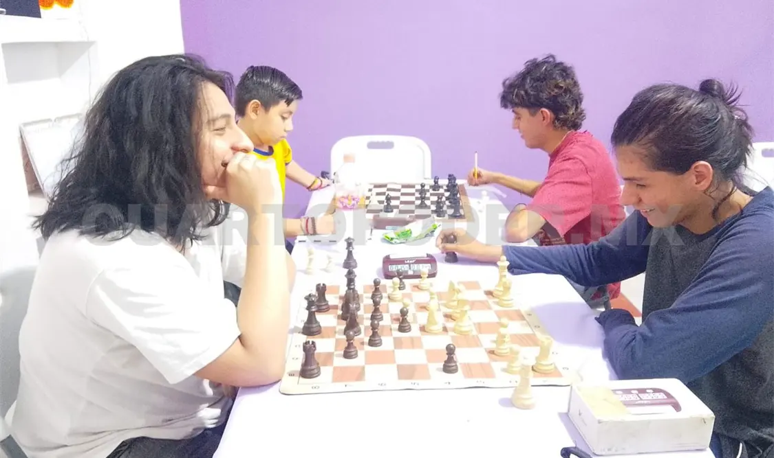 La lucha por los primeros lugares se mantiene cerrada después de siete jornadas disputadas. Cortesía