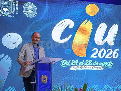 Cambiar primero abre nuevos caminos: Lati Cambiar primero abre nuevos caminos: Lati