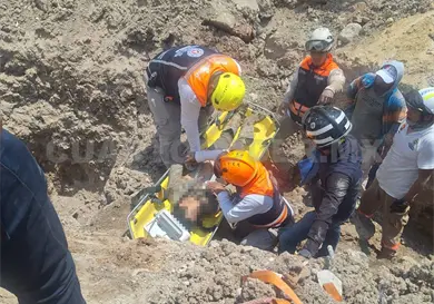 Muere joven sepultado por alud en una obra Muere joven sepultado por alud en una obra