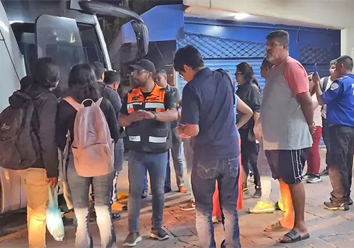 Piden investigación tras desvío de autobús con alumnos Piden investigación tras desvío de autobús con alumnos