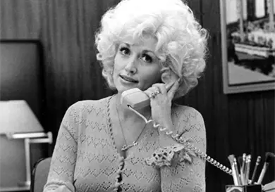El debut de Dolly Parton en cine