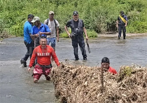 Localizan cuerpo; había sido arrastrado por río Localizan cuerpo; había sido arrastrado por río