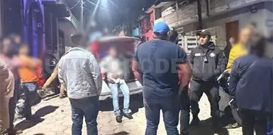 Reportan una batalla campal tras colisión Reportan una batalla campal tras colisión