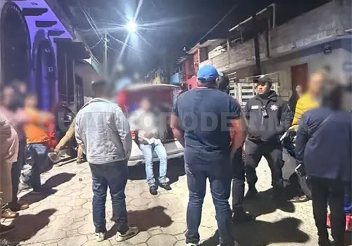 Reportan una batalla campal tras colisión Reportan una batalla campal tras colisión