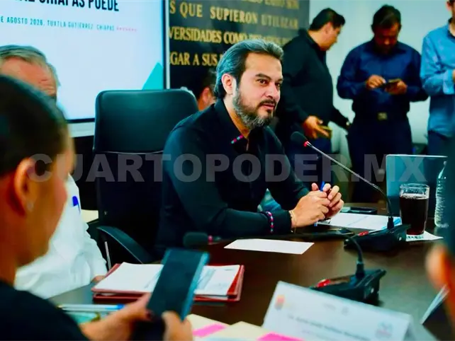 Sin saber leer, egresan ocho mil de secundaria