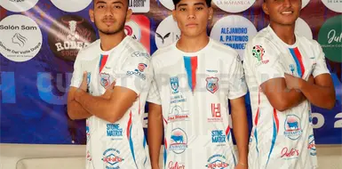 Huracanes presenta su nueva armadura Huracanes presenta su nueva armadura