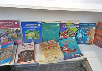 Unicach fortalece su presencia editorial