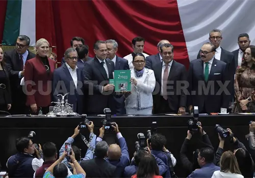 Icela Rodr&iacute;guez entrega Segundo Informe de Gobierno